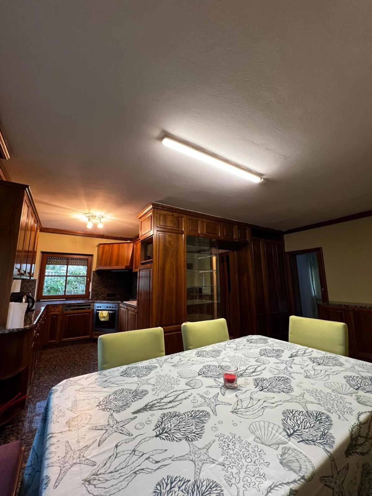 Villa Central-vintage With Free Parking And 5min Walk To Metro Wenen